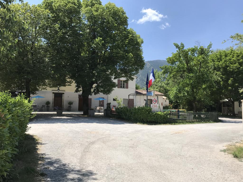 Camping Frederic Mistral Castellane Exterior photo